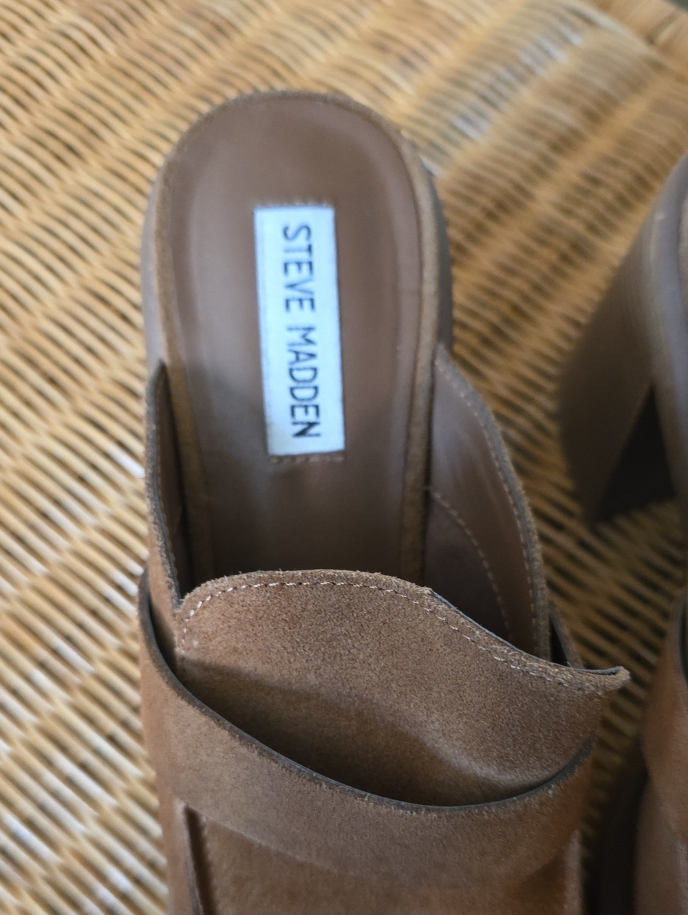 Steve Madden Brown Suede Platform Mules - Picture 3 of 5